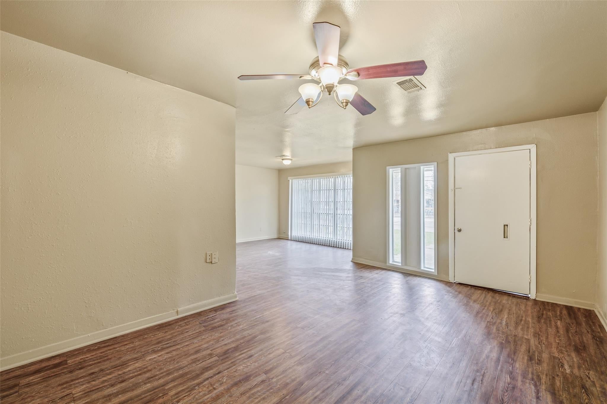 5503 S Acres Drive