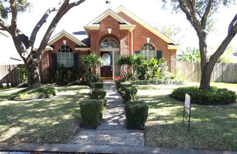 Photo of 15911 Timber Chase Drive, Houston, TX 77082 (MLS # 3941527)