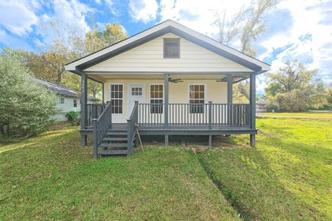 Photo of 2495 Beatrice Street, Beaumont, TX 77703 (MLS # 51555585)