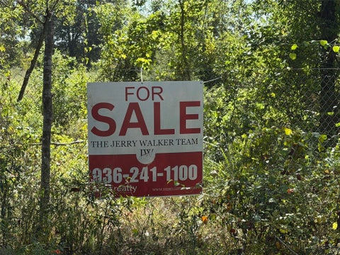 Tiny photo for TBD Jernigan Rd, Conroe, TX 77306 (MLS # 3623237)