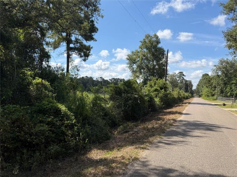 Tiny photo for TBD Jernigan Rd, Conroe, TX 77306 (MLS # 3623237)
