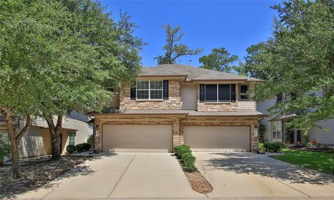 Photo of 14 Bowerbank Court, The Woodlands, TX 77354 (MLS # 79129952)