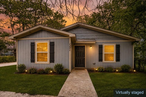 Photo of 1221 N Whitten Avenue, Tyler, TX 75702 (MLS # 96199613)
