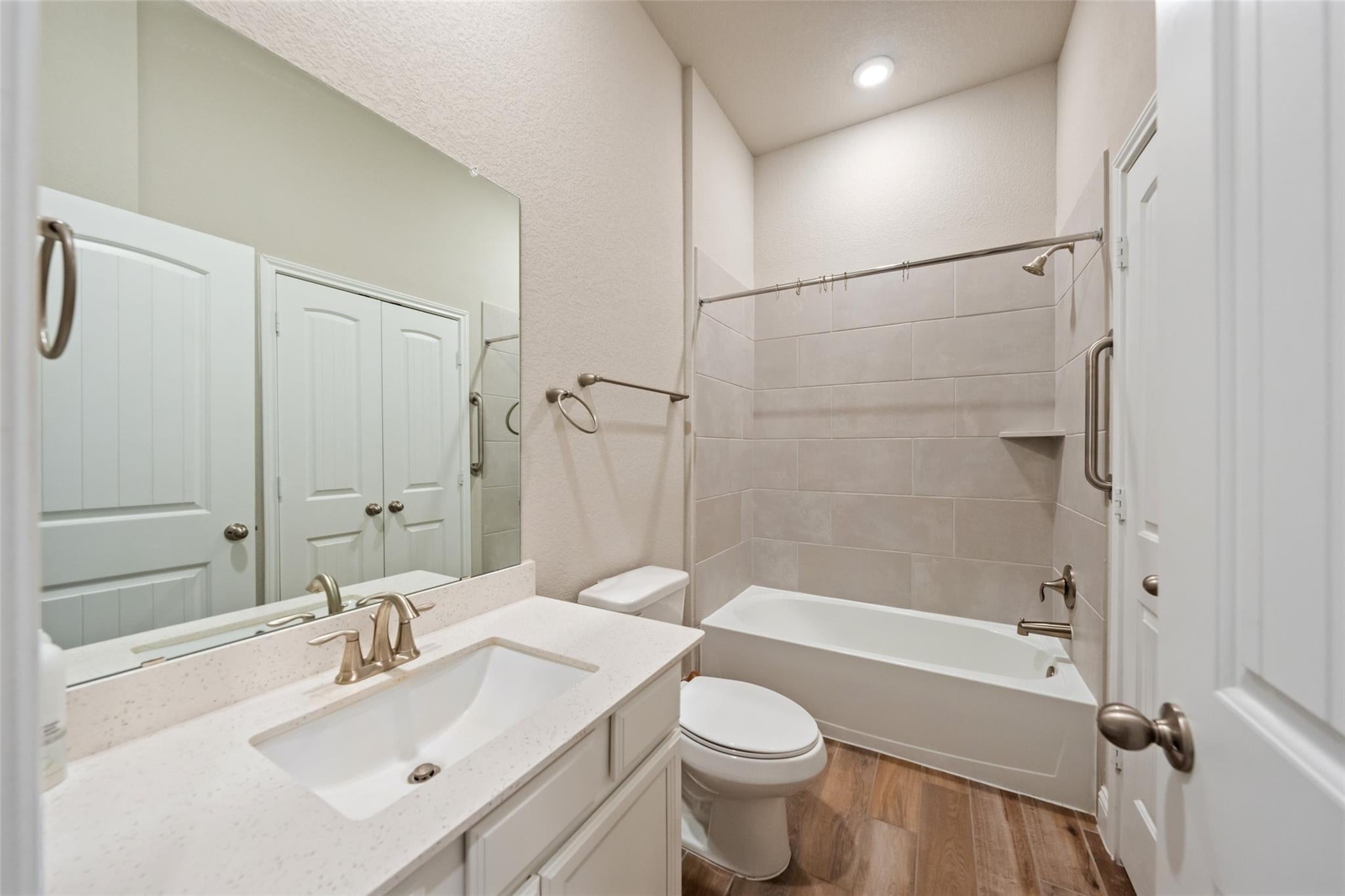 21335 Sierra Point Lane