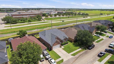Tiny photo for 5915 Annatto Drive, Baytown, TX 77521 (MLS # 10683234)