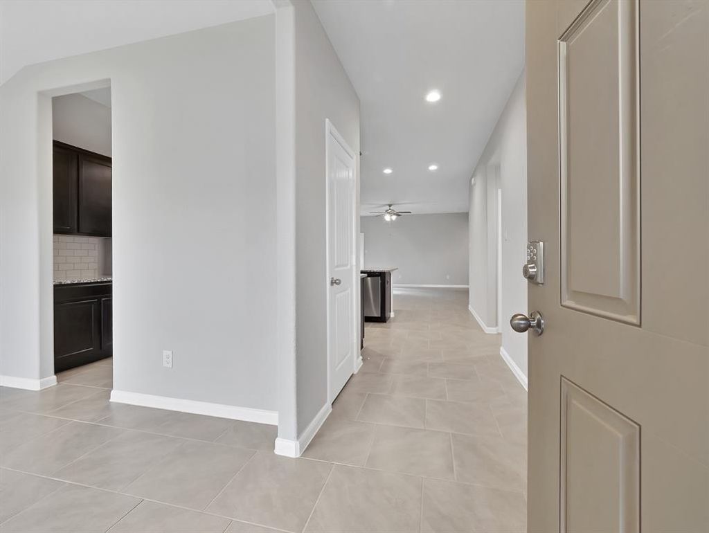 Photo of 29711 Breakwater Drive, Katy, TX 77494 (MLS # 92611557)