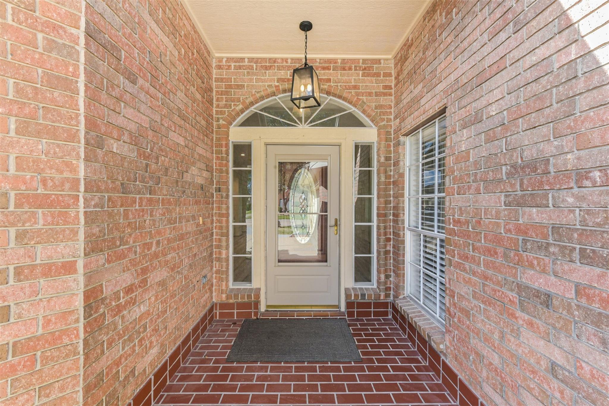 3810 E Peach Hollow Circle