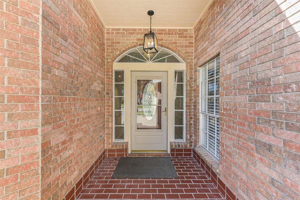 Photo of 3810 E Peach Hollow Circle, Pearland, TX 77584 (MLS # 18668876)