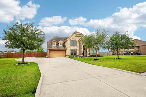 Photo of 4410 Clearwater Road, Baytown, TX 77523 (MLS # 49495250)