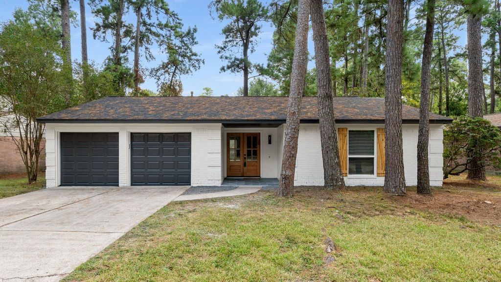 Photo of 8 S Woodstock Circle Drive, The Woodlands, TX 77381 (MLS # 15351778)