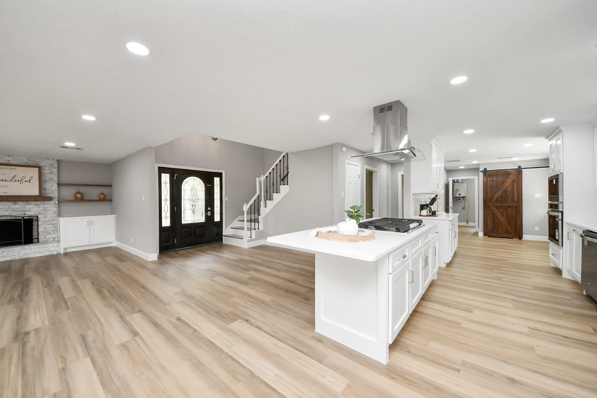 14514 Ravenhurst Lane