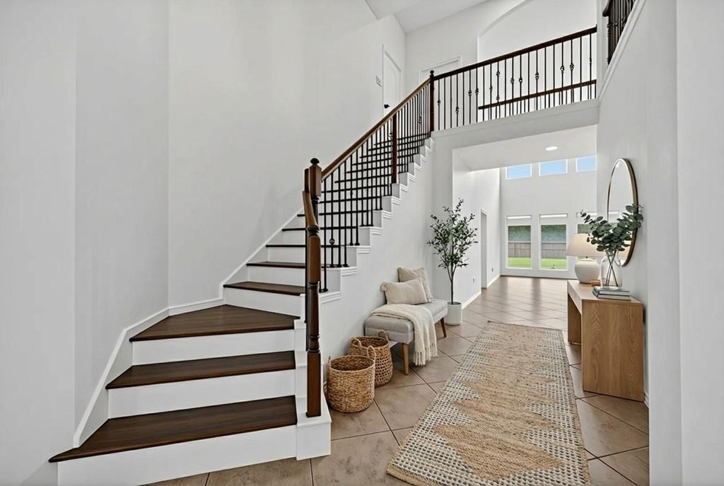 Photo of 16334 Gentle Slope Lane, Houston, TX 77044 (MLS # 94157402)