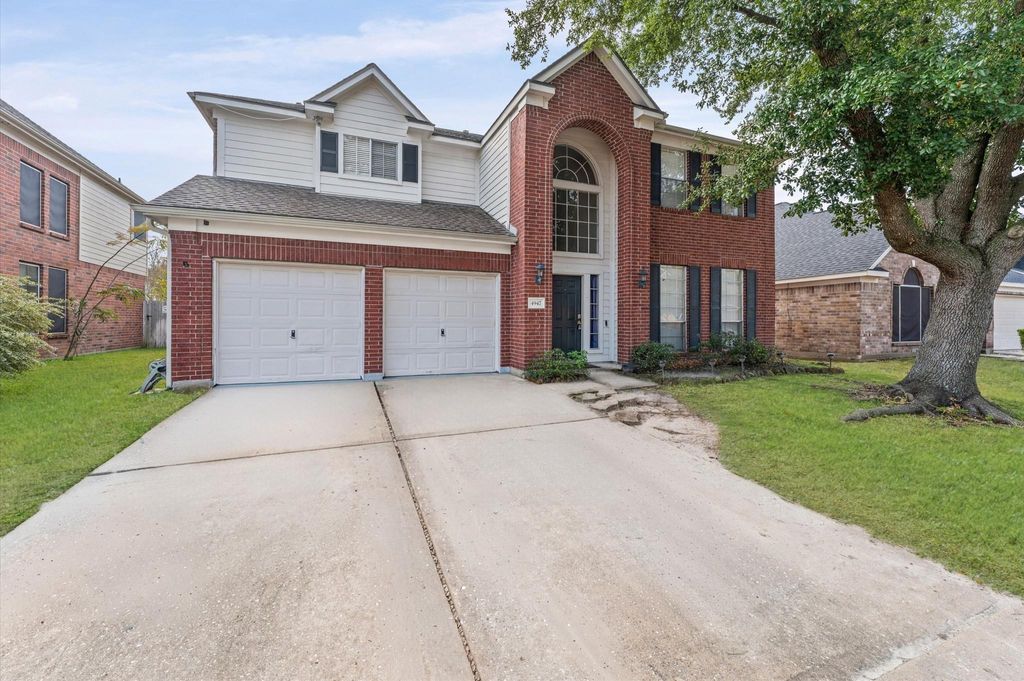 Photo of 4947 Lazy Timbers Drive, Humble, TX 77346 (MLS # 28326273)