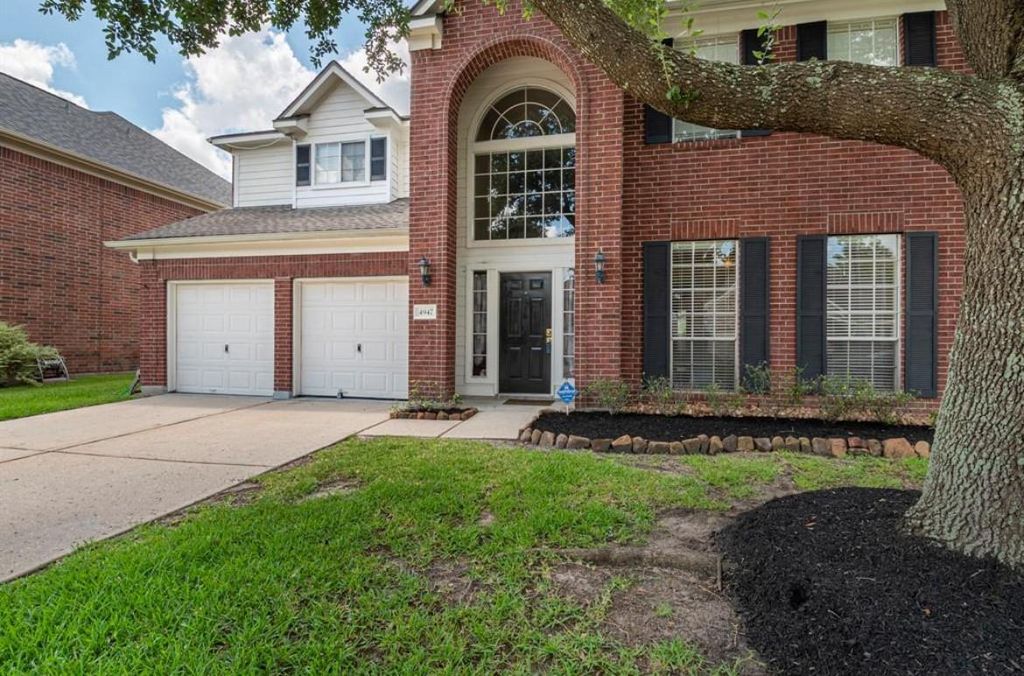 Photo of 4947 Lazy Timbers Drive, Humble, TX 77346 (MLS # 28326273)