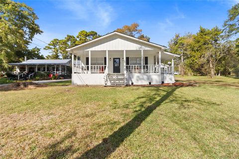 Photo of 159 Yacht Circle, Trinity, TX 75862 (MLS # 18479207)