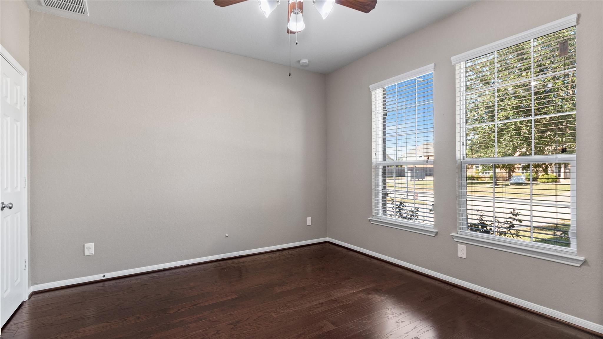12106 Obsidian Lane