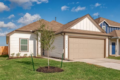 Photo of 5318 Briana Dee Dr Dr, Rosharon, TX 77583 (MLS # 23072477)