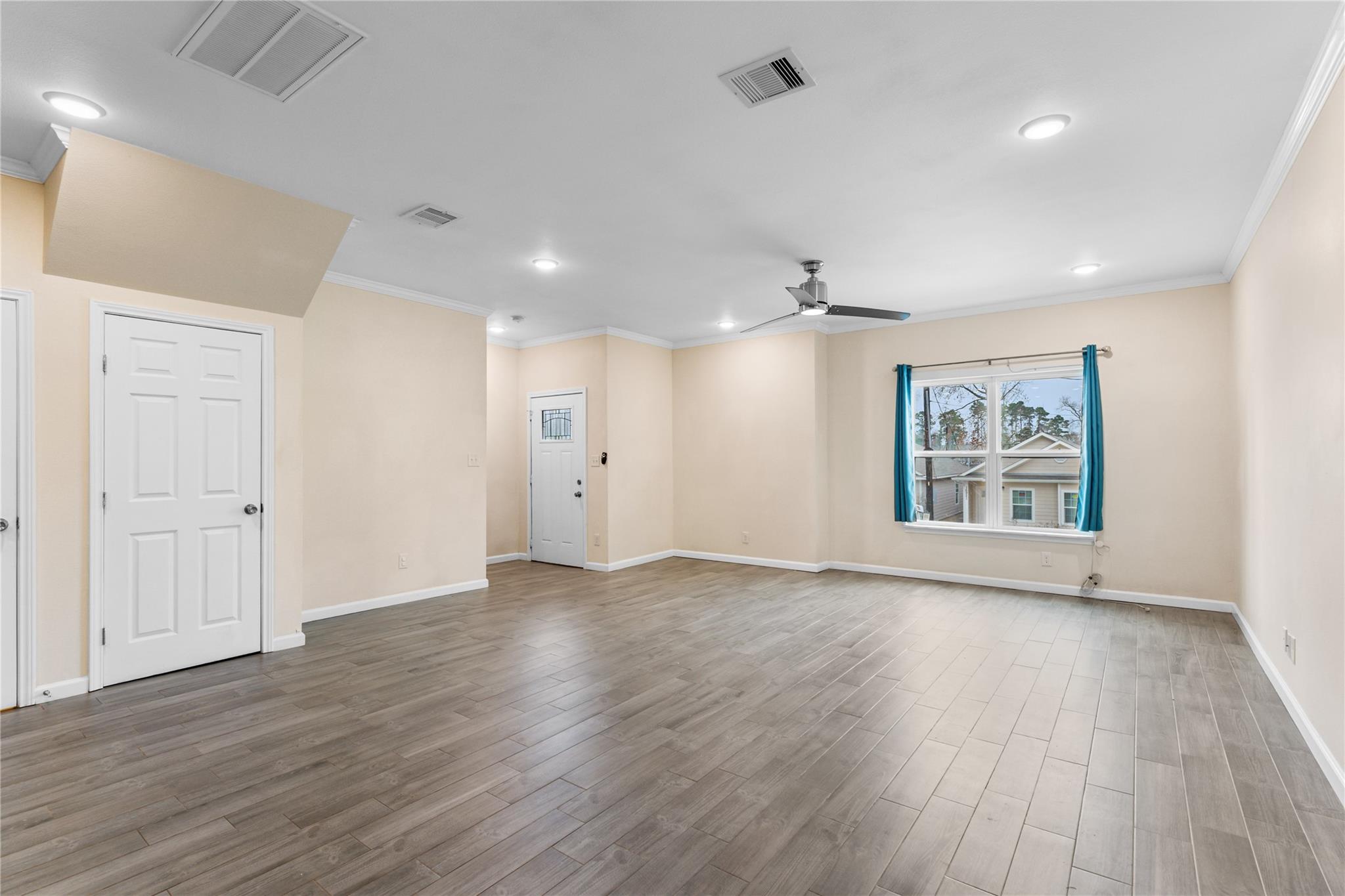 16922 Glenheath Street