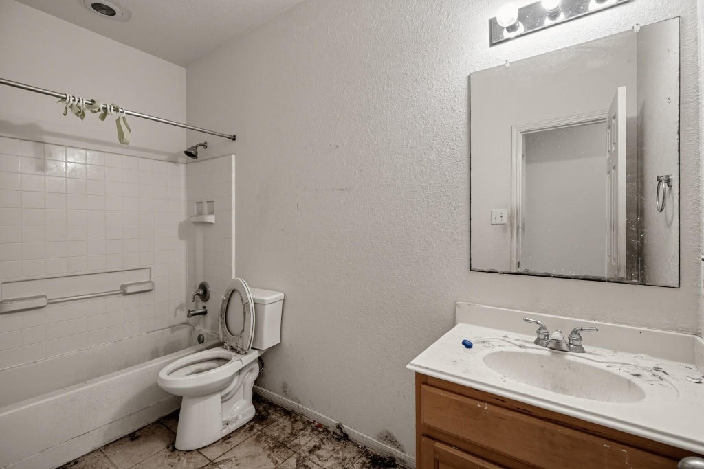 Photo of 24407 Cornell Park Lane, Katy, TX 77494 (MLS # 24788936)