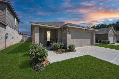 Photo of 5715 Aspen Acres Drive, Spring, TX 77373 (MLS # 67058979) Photo of 5715 Aspen Acres Drive, Spring, TX 77373 (MLS # 67058979)