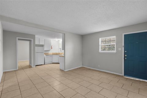 Photo of 3501 Avenue M #4, Galveston, TX 77550 (MLS # 53258487)