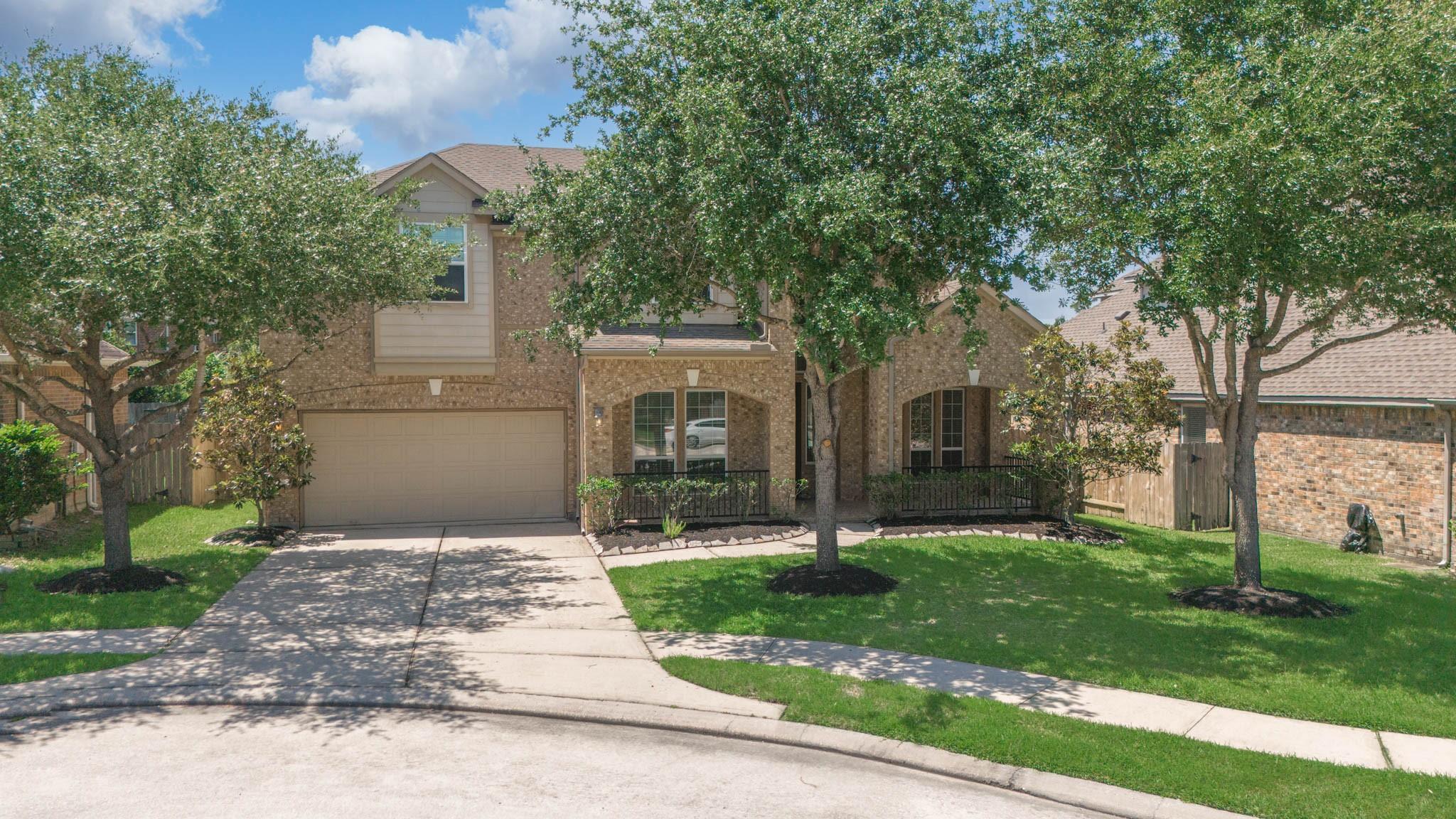 6105 Moody Pines Court