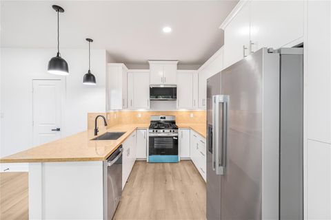 Photo of 6809 Fairway Dr #A, Houston, TX 77087 (MLS # 10433031)