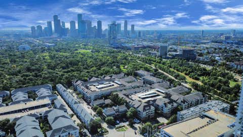 Photo of 3003 Memorial Court #2447, Houston, TX 77007 (MLS # 56820602)