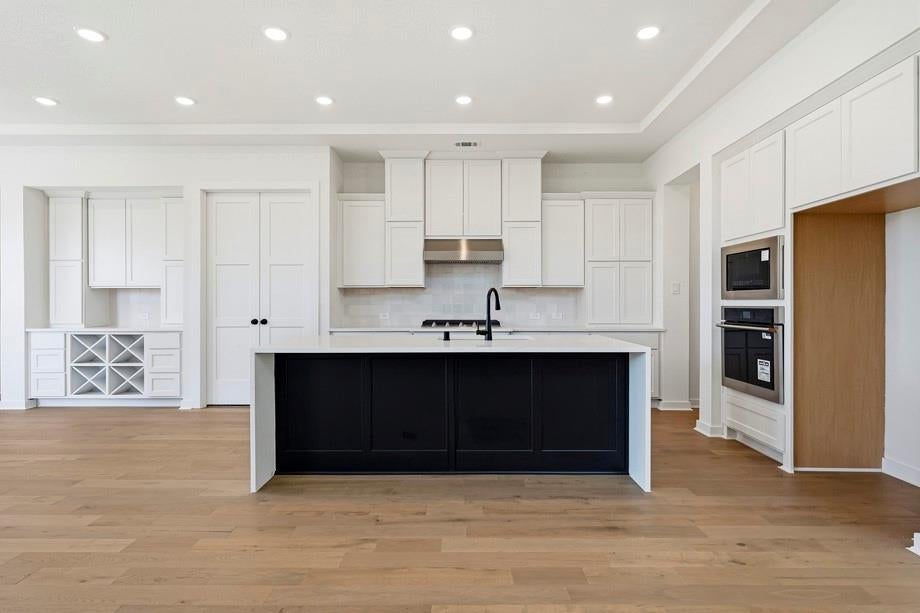 8902 Antelope Canyon Way
