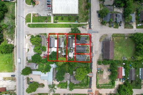 2409 Hailey Street Houston TX 77026