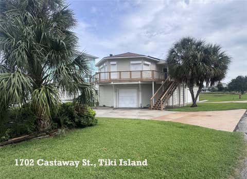 Photo of 1702 E Castaway Street, Tiki Island, TX 77554 (MLS # 58166871)