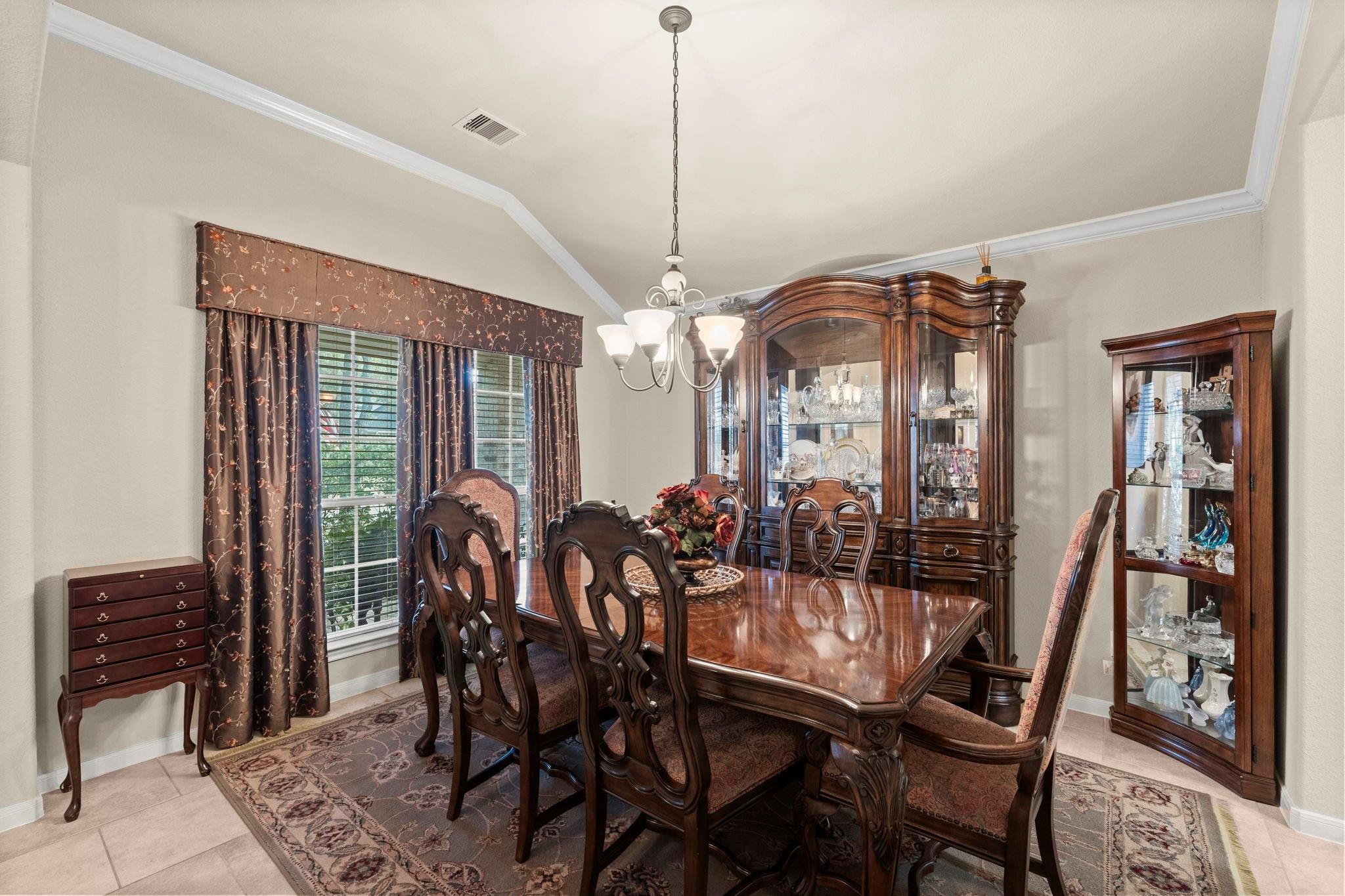 4618 Countrypines Drive