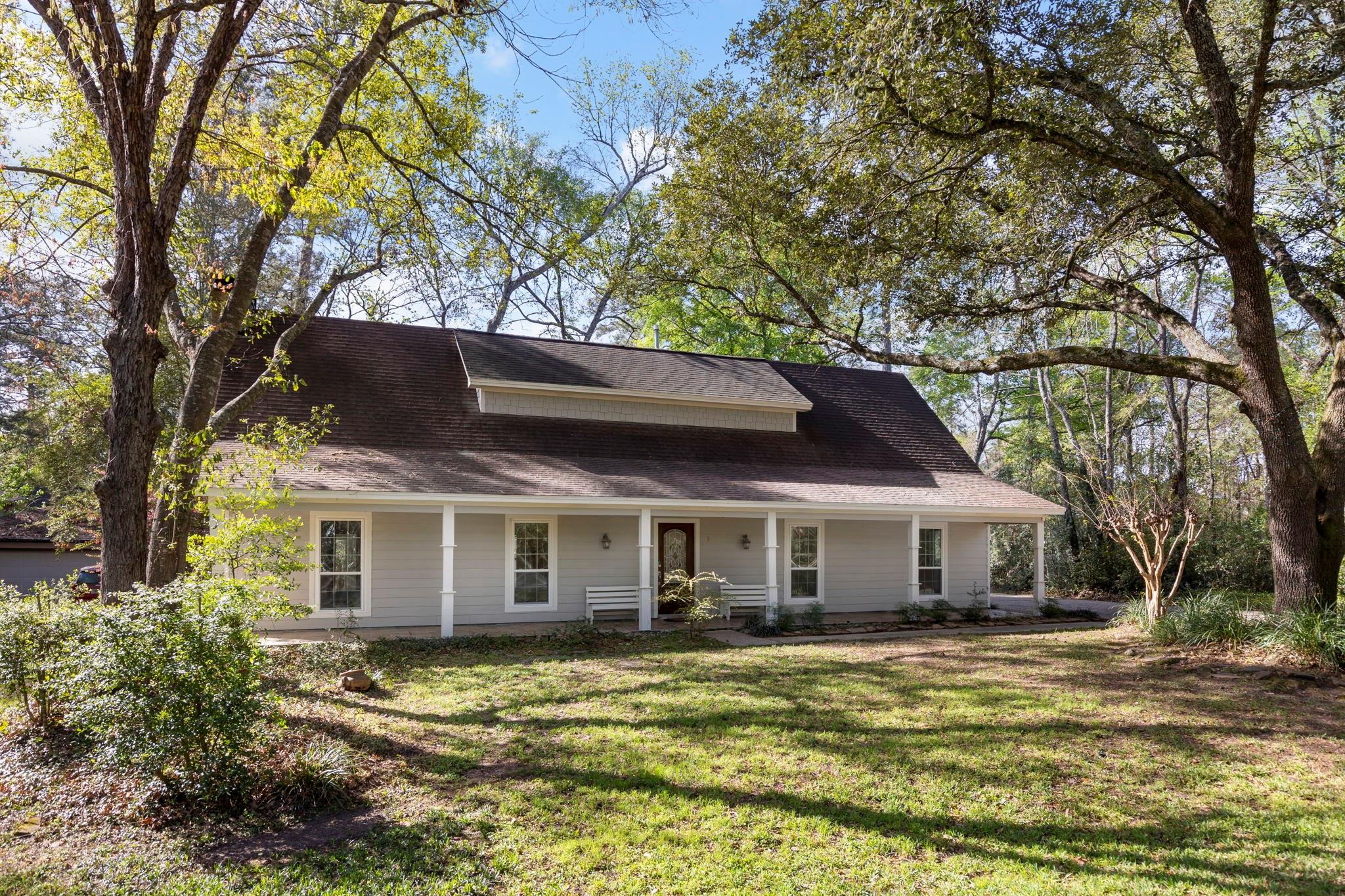 1 Cape Chestnut Drive