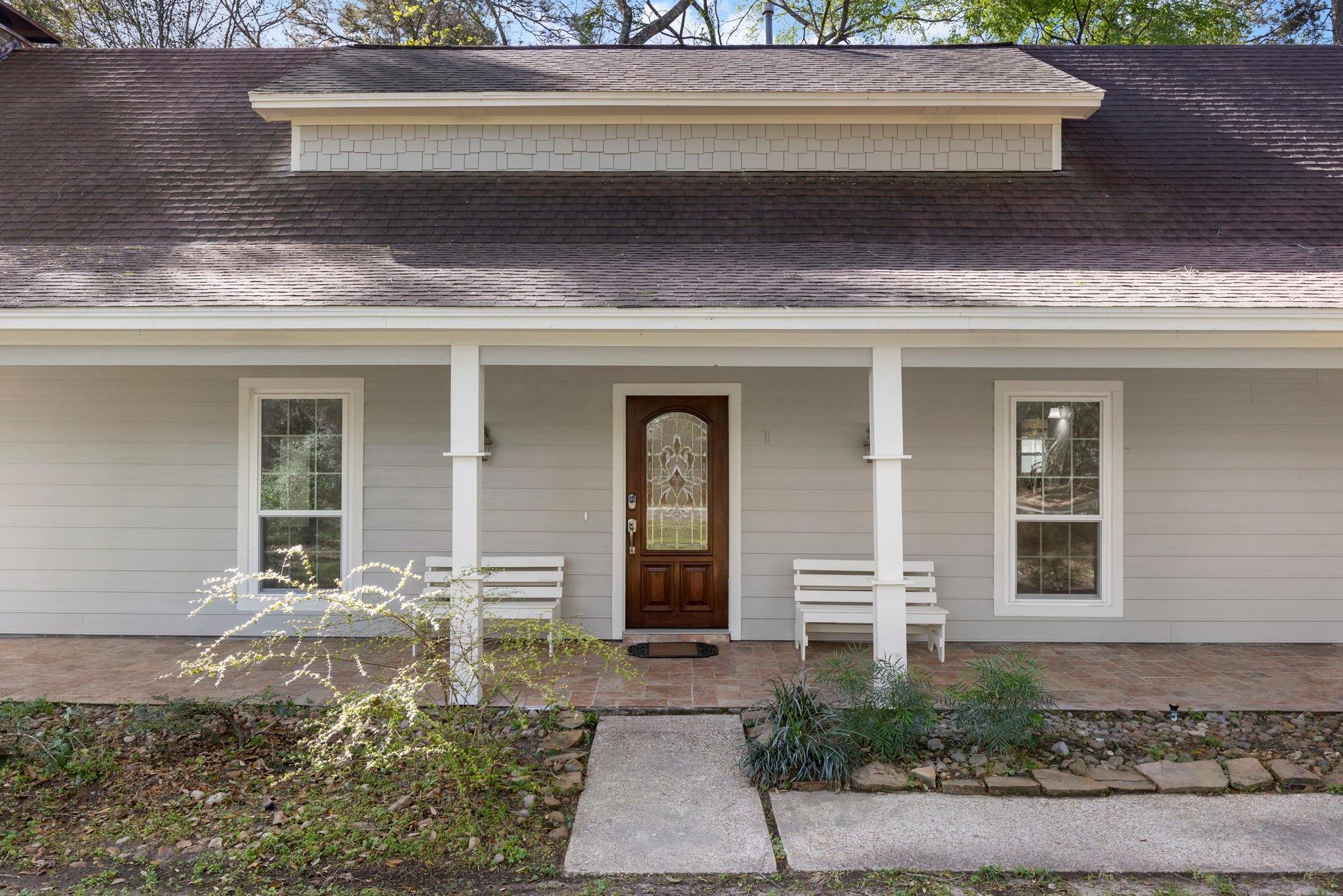 1 Cape Chestnut Drive