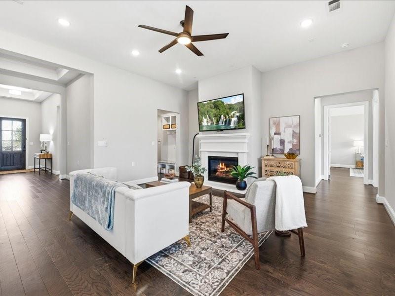 10706 Painted Crescent Court