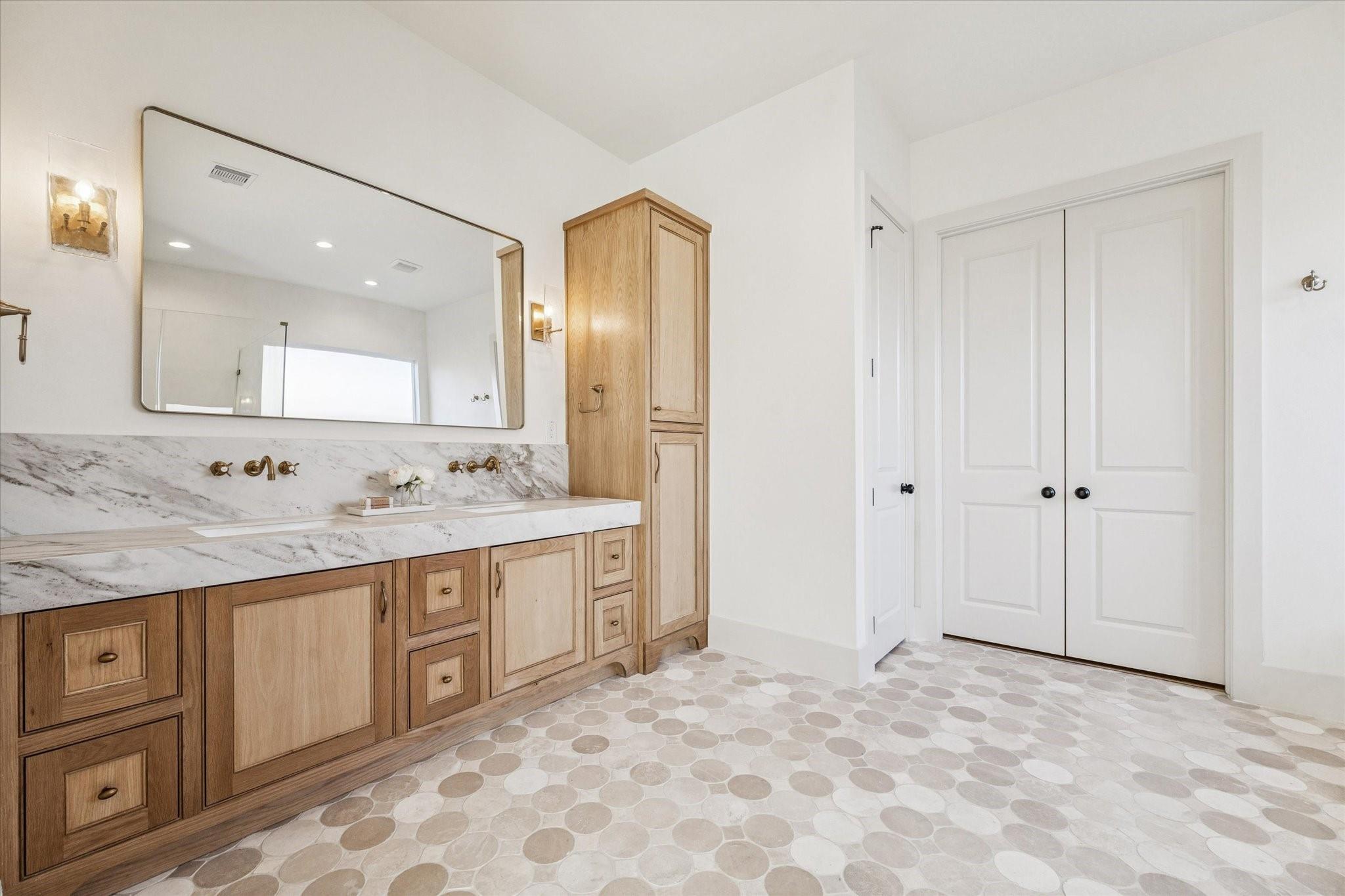 Welcome to 4817 Kingfisher a stunning, fully reimagined home taken do – image 11