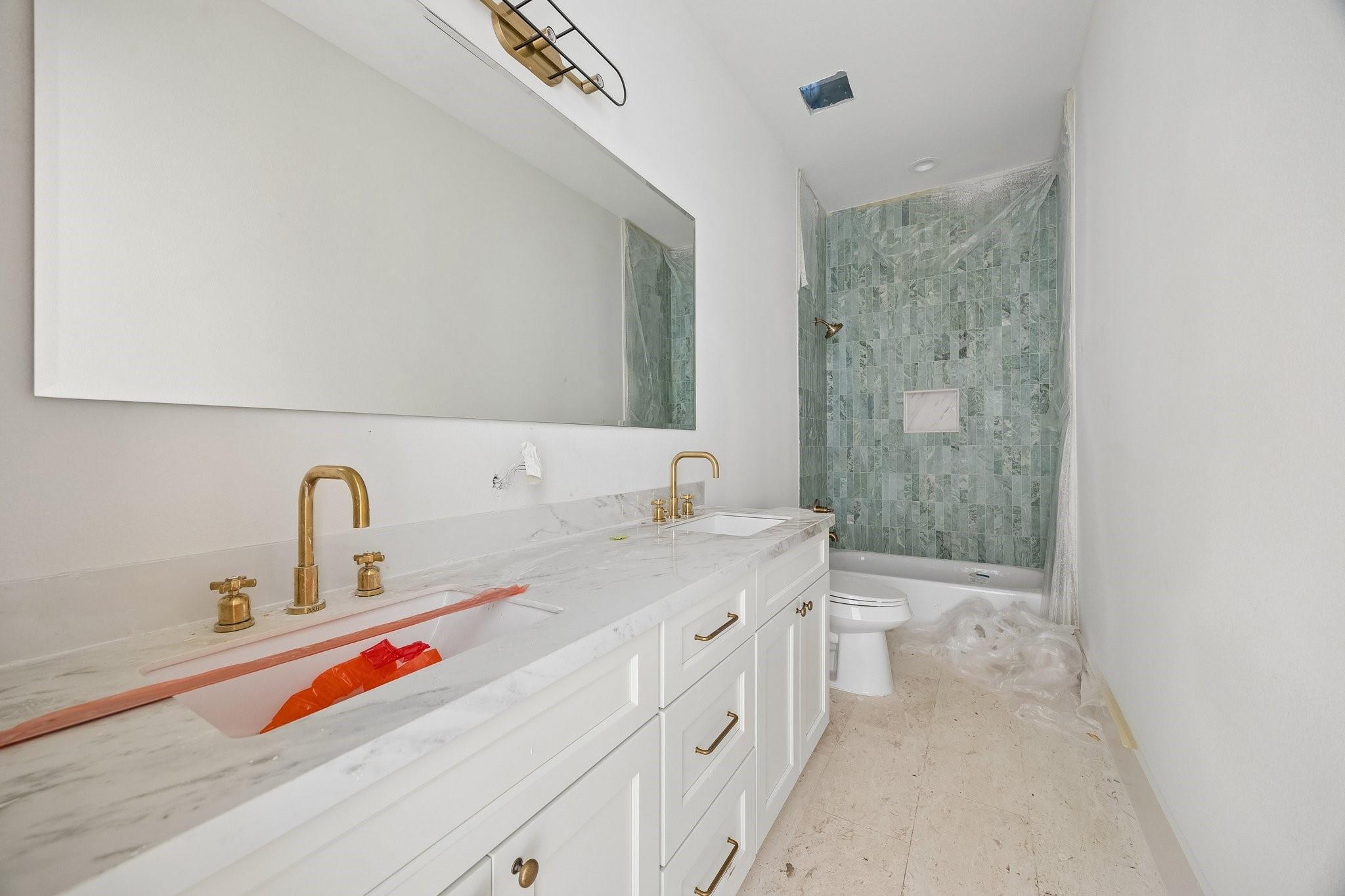 Welcome to 4817 Kingfisher a stunning, fully reimagined home taken do – image 19