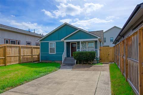 Homes For Sale - 905 Kern Street<br/> Houston, TX 77009