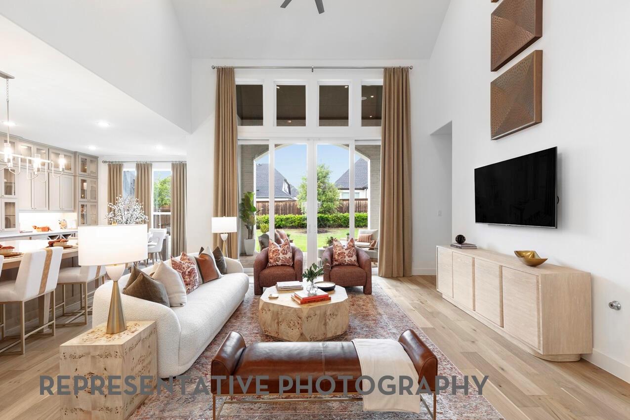4807 Garden Crest Lane