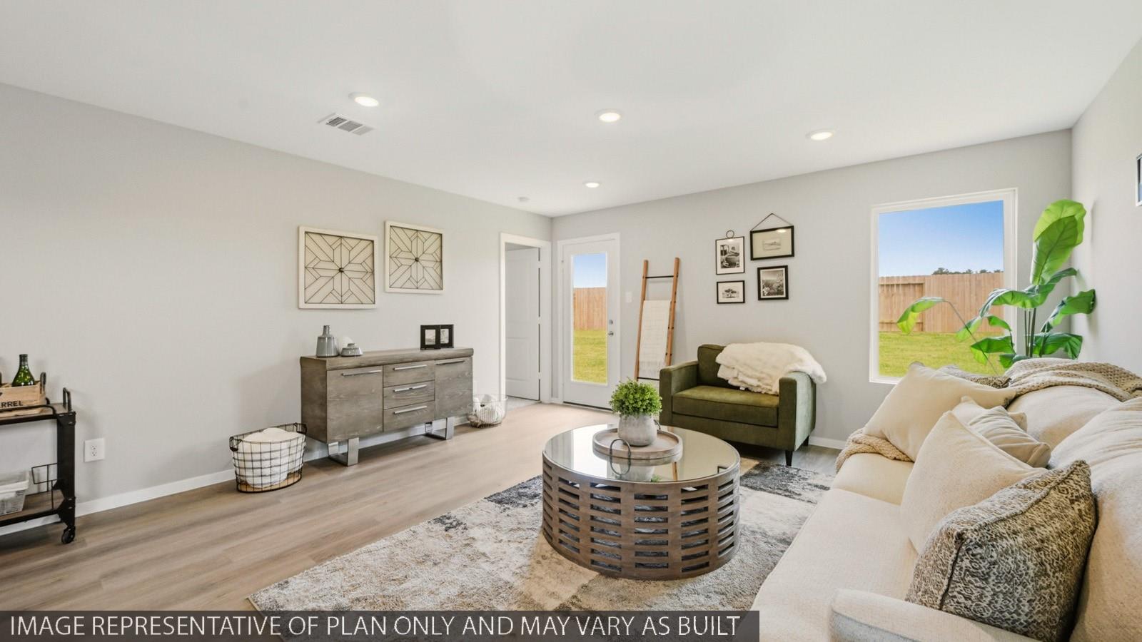 3045 Baisley Trail