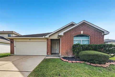 Photo of 2931 Steelhead Drive, Houston, TX 77045 (MLS # 48908206)