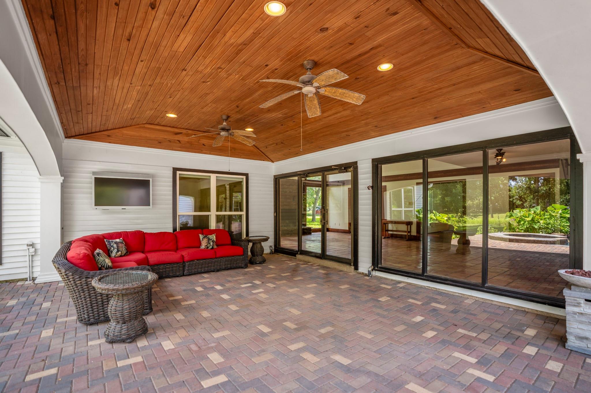 6030 Vicki Lynn Lane