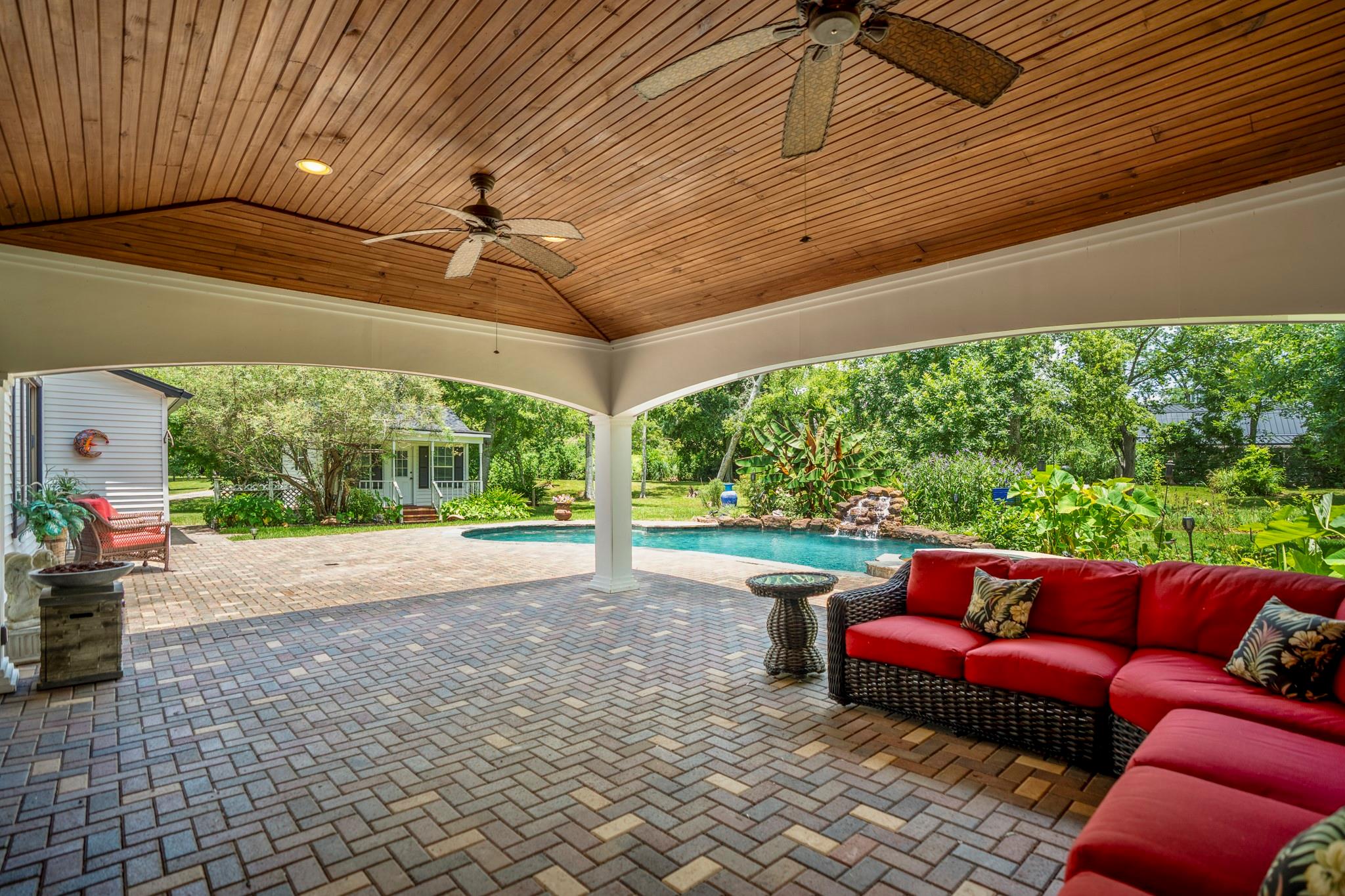 6030 Vicki Lynn Lane