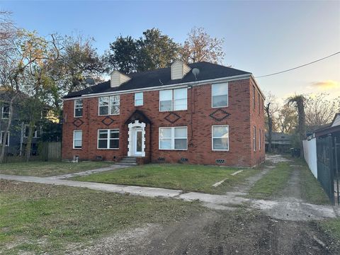 Photo of 5412 Sherman Street #4, Houston, TX 77011 (MLS # 69924526)