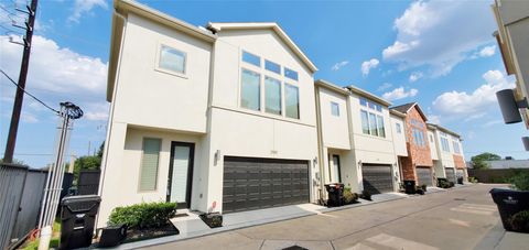 Photo of 2980 Alice Street, Houston, TX 77054 (MLS # 21893293)