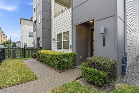 Photo of 2733 Eado Edge Court, Houston, TX 77020 (MLS # 22827461)