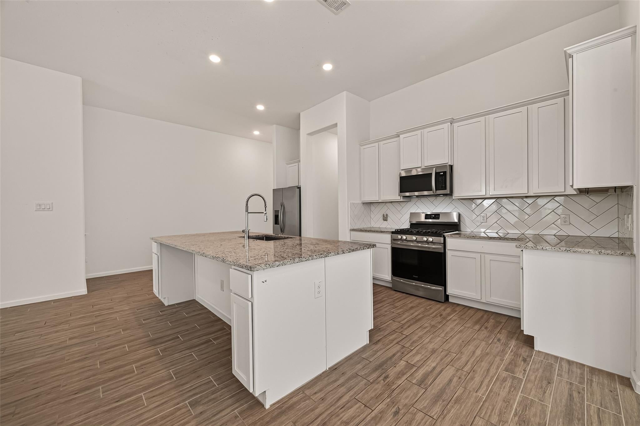 3631 Springview Drive