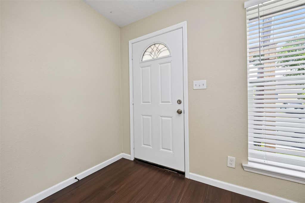 Photo of 3421 Columbia Street, Houston, TX 77018 (MLS # 75813982)