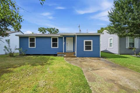Photo of 225 19th Avenue N, Texas City, TX 77590 (MLS # 46652049)