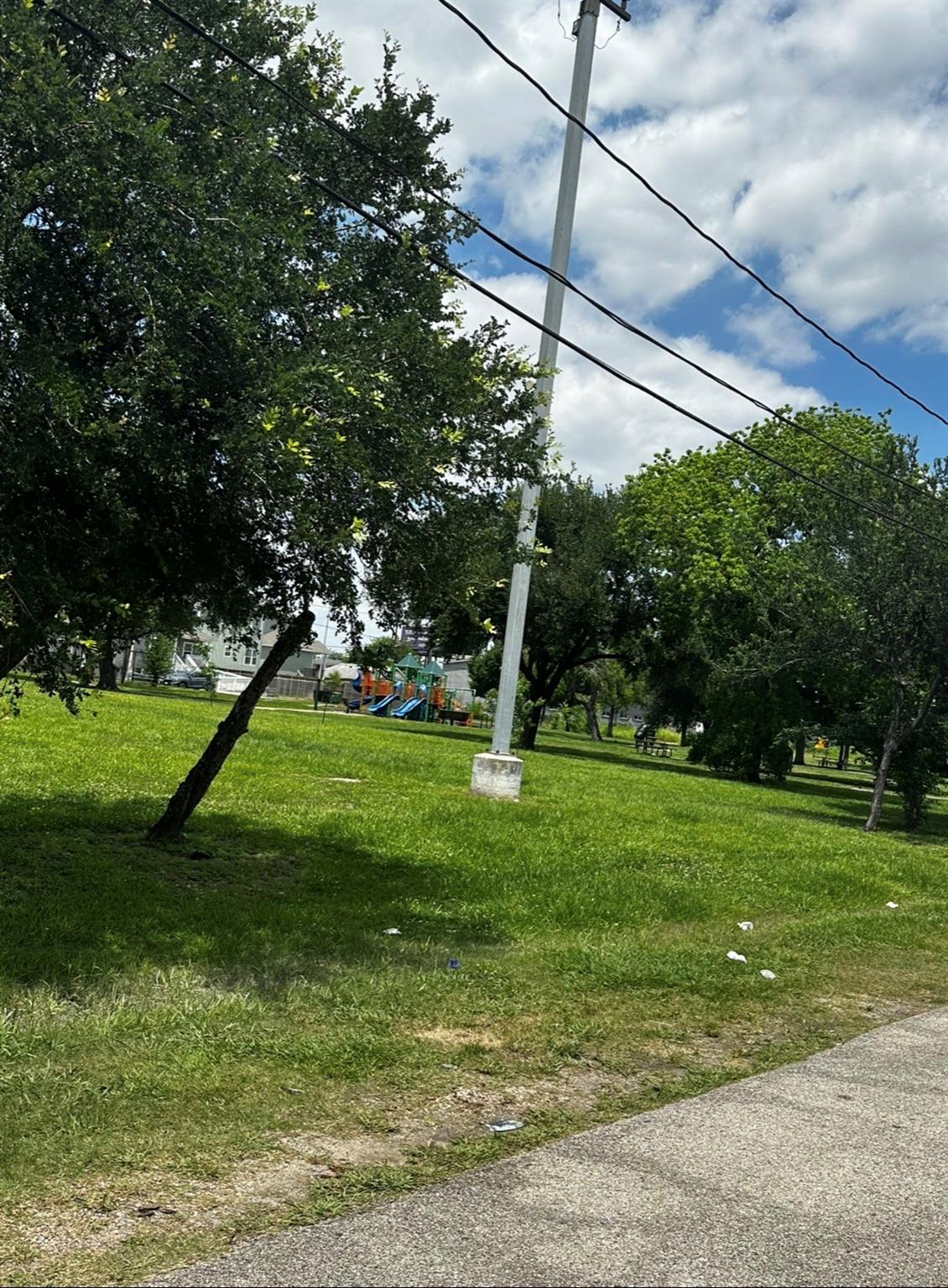 1902 Brewster Street